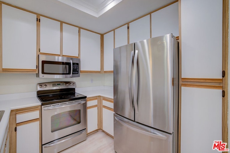 Photo 17 of 23 - 211 Gallery Way, Tustin, CA 92782