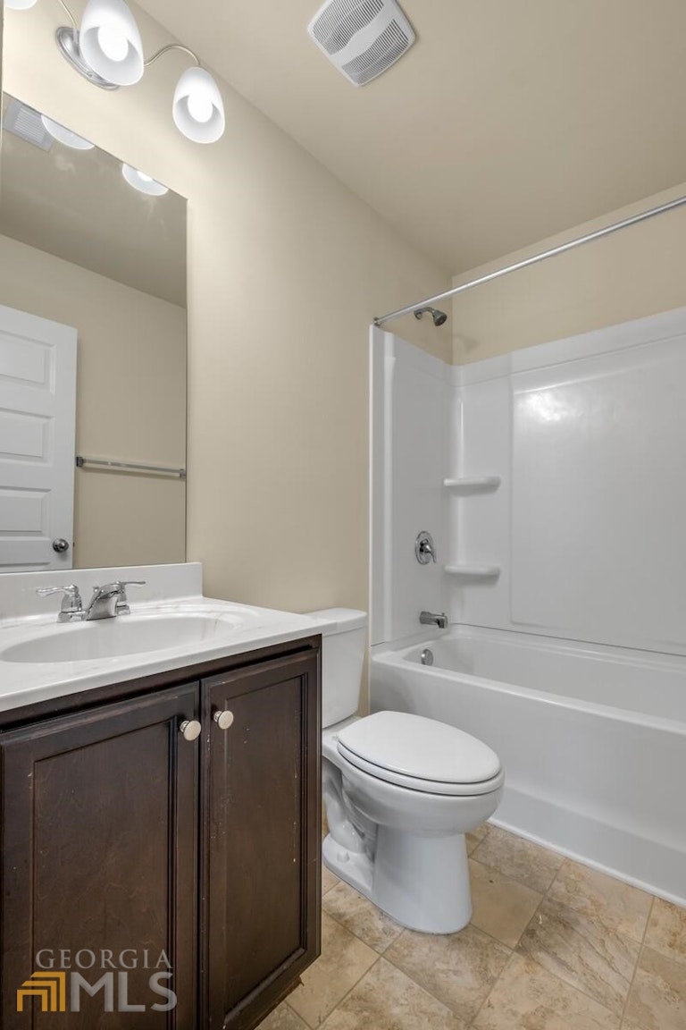 Photo 22 of 37 - 537 Harmony Way, Locust Grove, GA 30248