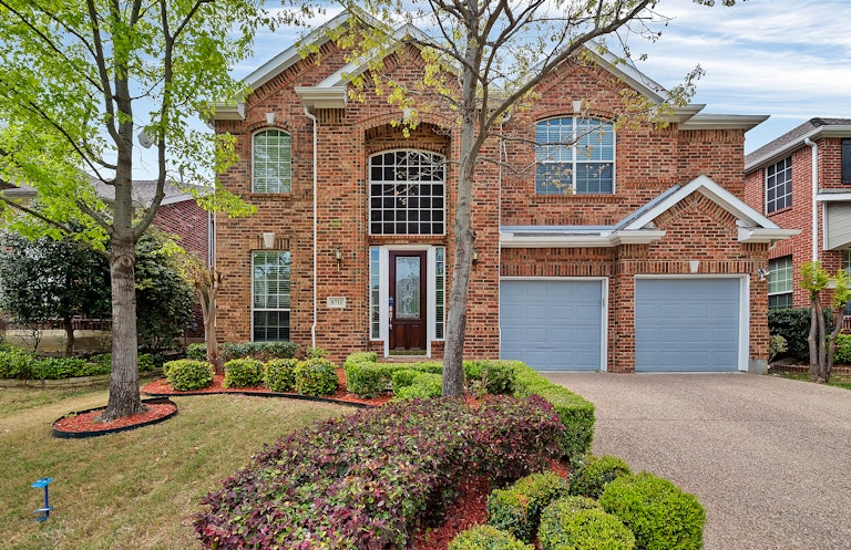 Photo 1 of 24 - 8711 Rugby Dr, Irving, TX 75063
