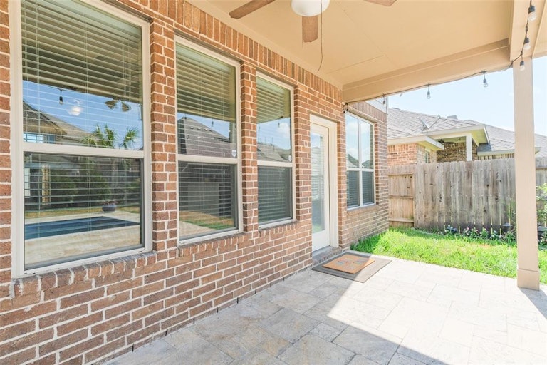 Photo 6 of 48 - 16627 Highland Country Dr, Cypress, TX 77433