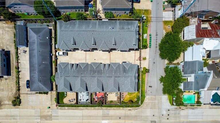 Photo 44 of 47 - 2828 Bering Dr, Houston, TX 77057