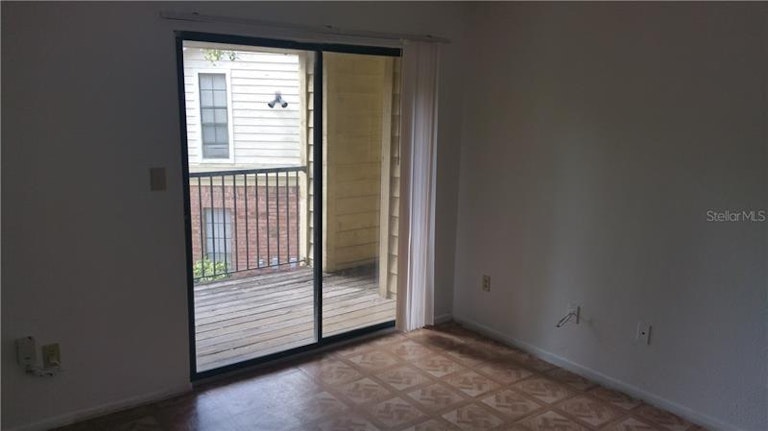 Photo 13 of 14 - 8653 Fancy Finch Dr #204, Tampa, FL 33614