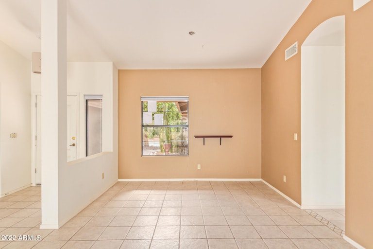 Photo 10 of 41 - 5691 S Palo Blanco Dr, Gold Canyon, AZ 85118