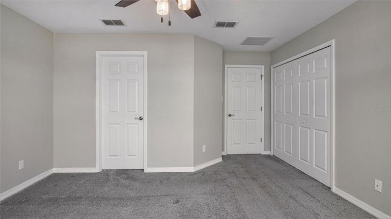 Photo 9 of 17 - 19365 Blossom Vine Ln, Lutz, FL 33558