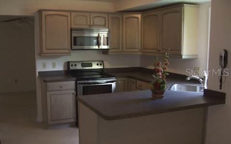Photo 3 of 5 - 21 Mid Pines Cir, Palm Coast, FL 32137