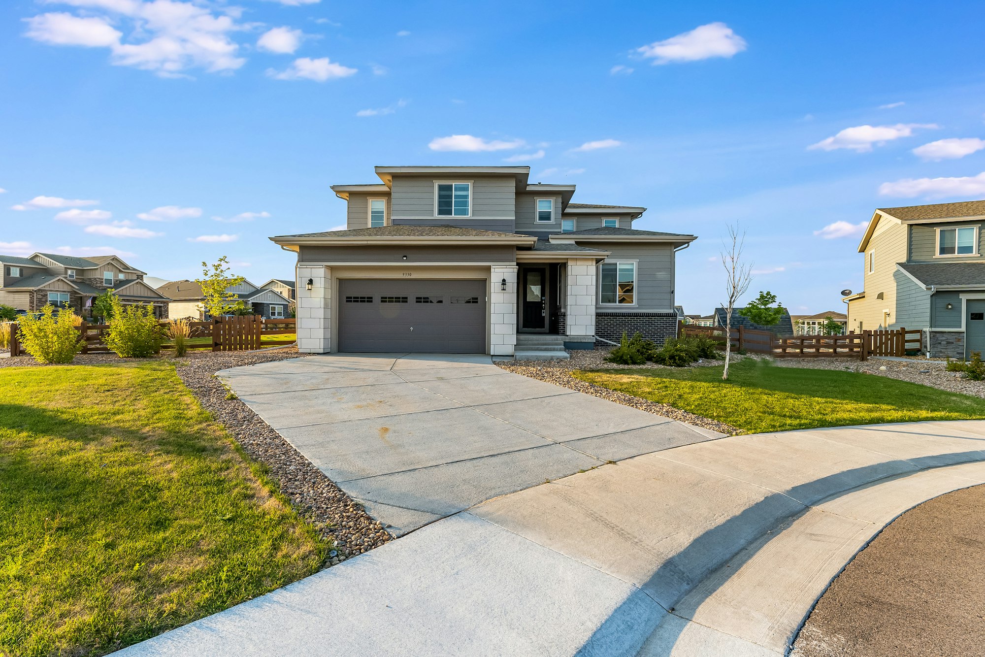 Photo 1 of 19 - 9330 Dunraven St, Arvada, CO 80007