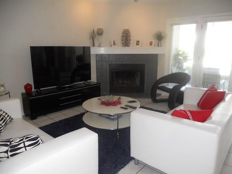 Photo 10 of 24 - 903 Pinellas Bayway S #304, Saint Petersburg, FL 33715