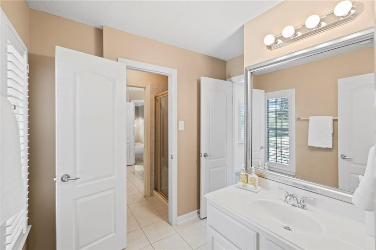 Photo 32 of 46 - 7006 Monarch Lake Ln, Katy, TX 77494