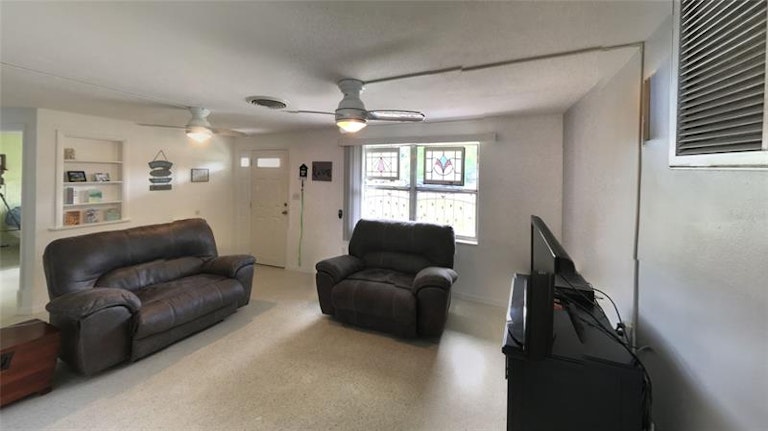 Photo 2 of 19 - 3745 Brock St, New Port Richey, FL 34652