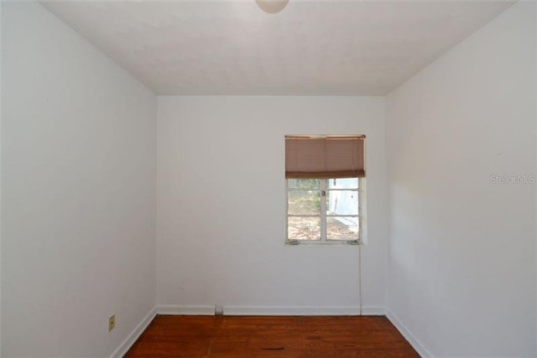 Photo 23 of 25 - 1416 S St, Leesburg, FL 34748