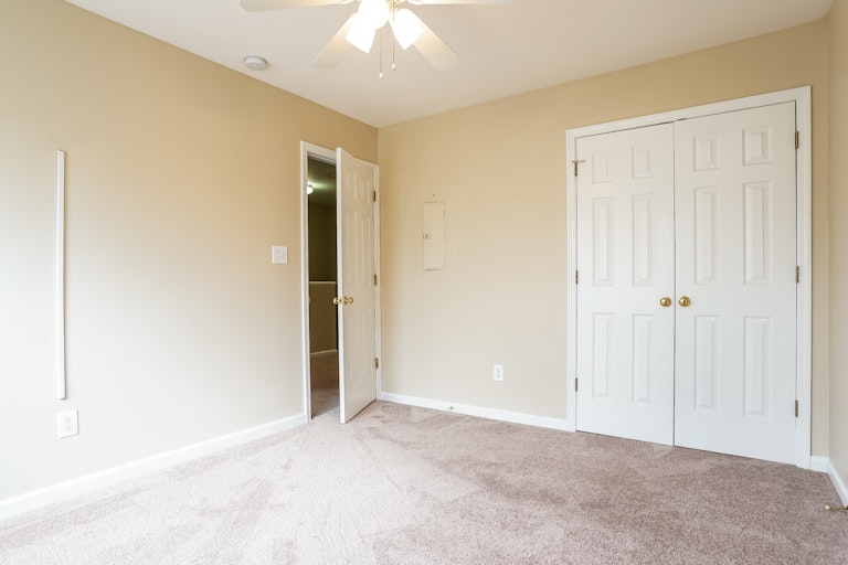 Photo 22 of 25 - 8302 Aspen Mountain Ct, Raleigh, NC 27616