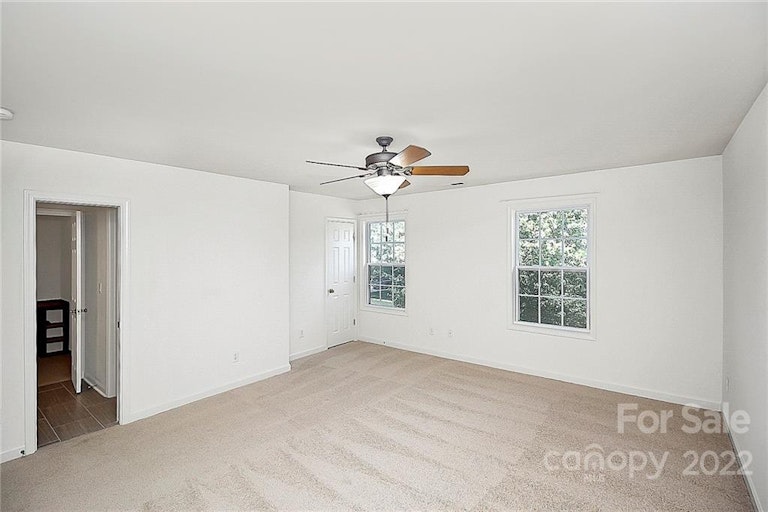 Photo 32 of 34 - 1012 Forbishire Dr, Matthews, NC 28104