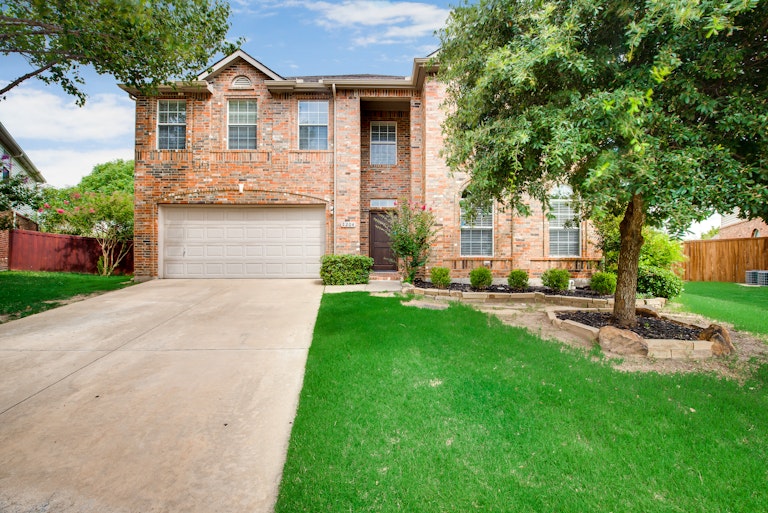 Photo 1 of 45 - 2204 Sheldon Dr, McKinney, TX 75072