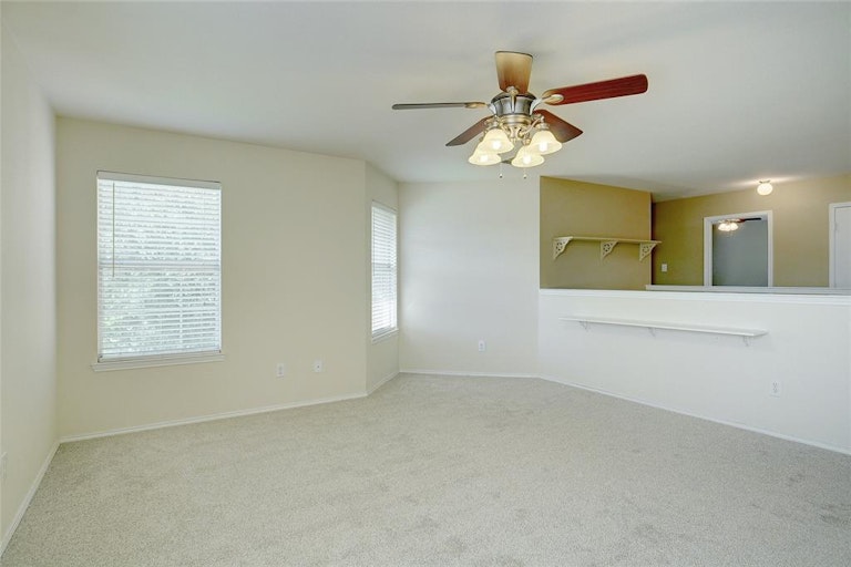 Photo 21 of 34 - 1709 White Dove Ln, Denton, TX 76210
