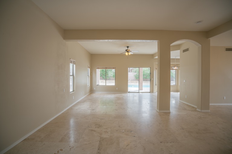 Photo 12 of 28 - 4233 E Rowel Rd, Phoenix, AZ 85050