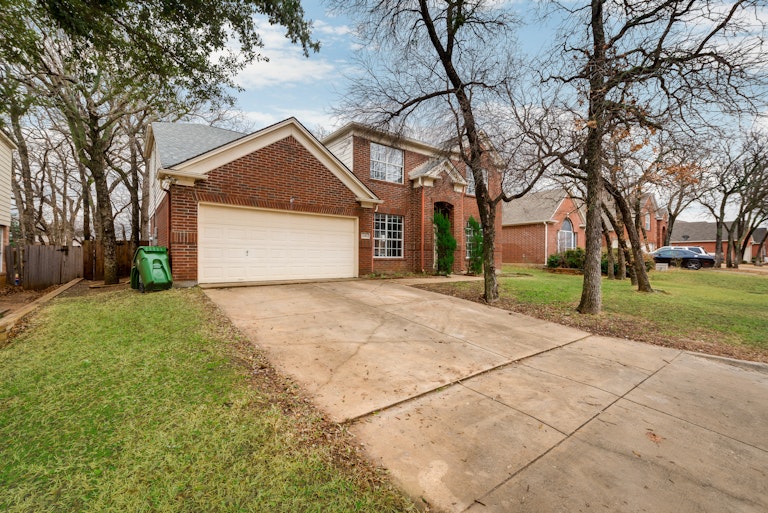 Photo 27 of 28 - 1921 Companion Way, Arlington, TX 76006