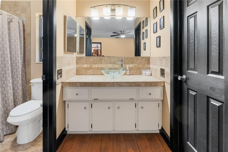 Photo 20 of 38 - 12635 Litewood Dr, Hudson, FL 34669