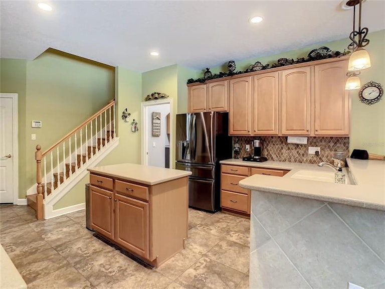 Photo 22 of 69 - 2704 Aloma Oaks Dr, Oviedo, FL 32765