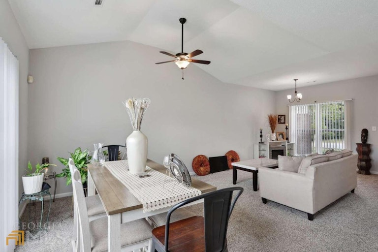 Photo 9 of 24 - 3802 Rector Dr, Rex, GA 30273