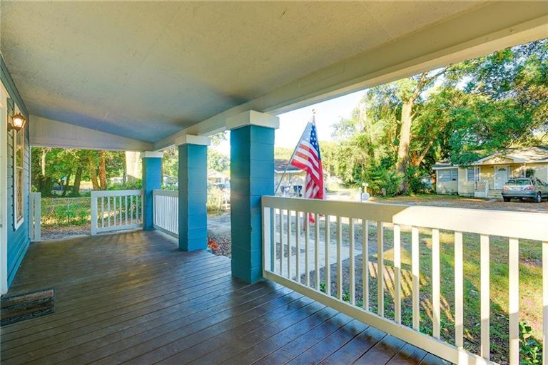 Photo 3 of 25 - 4218 N 13th St, Tampa, FL 33603