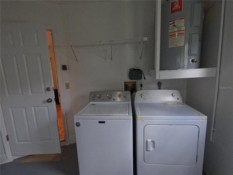 Photo 13 of 20 - 6840 43rd St N, Pinellas Park, FL 33781