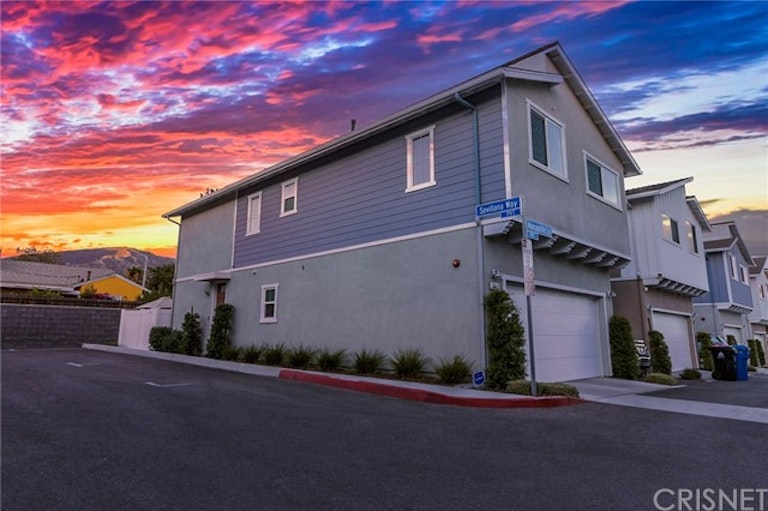 Photo 1 of 35 - 13412 N Manzanillo Ln, Sylmar, CA 91342