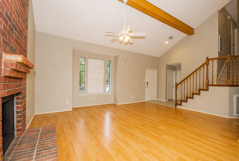 Photo 11 of 26 - 7701 Rice Dr, Rowlett, TX 75088