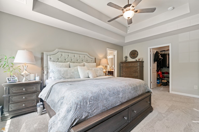 Photo 13 of 28 - 5729 Westin Cir, Flowery Branch, GA 30542
