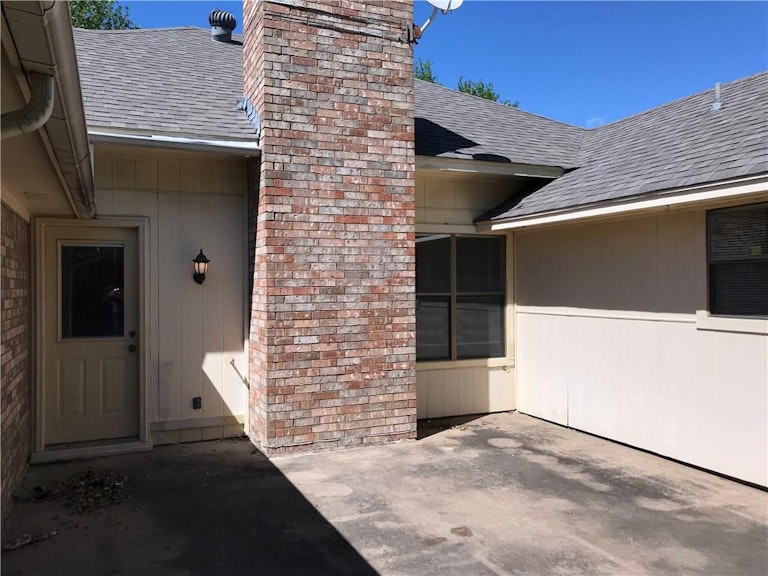Photo 29 of 30 - 516 Tealridge Ln, Desoto, TX 75115