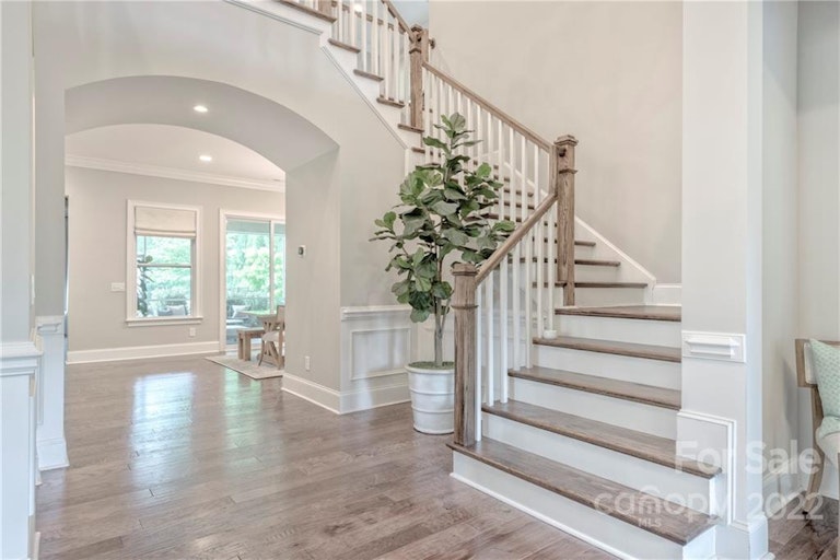 Photo 3 of 48 - 509 Lacebark Elm Ct, Matthews, NC 28104