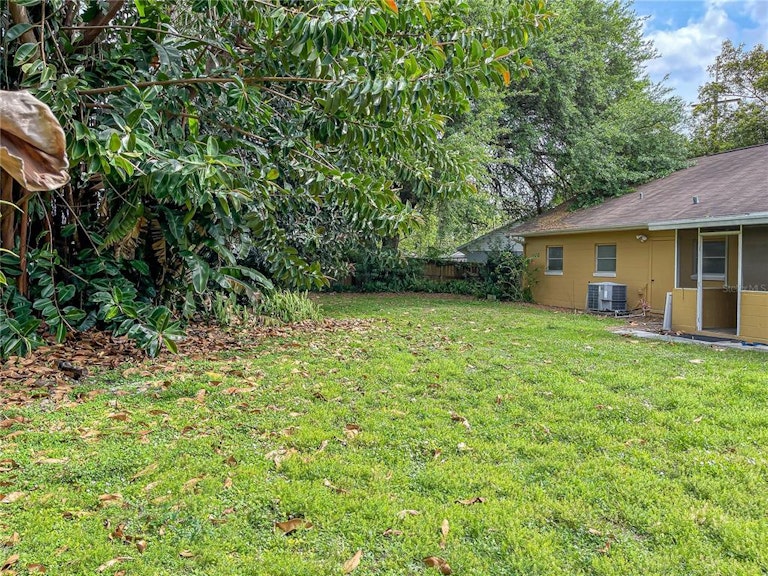 Photo 31 of 34 - 3112 Oak Bluff Dr, Orlando, FL 32827