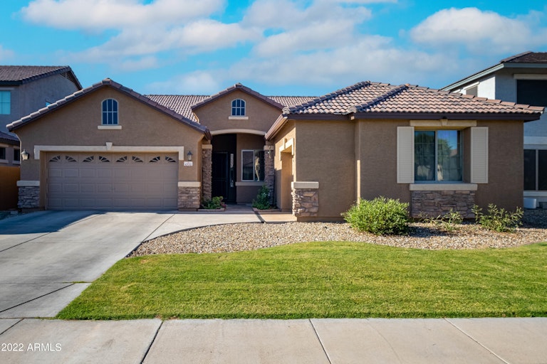 Photo 1 of 62 - 4930 W Melody Ln, Laveen, AZ 85339