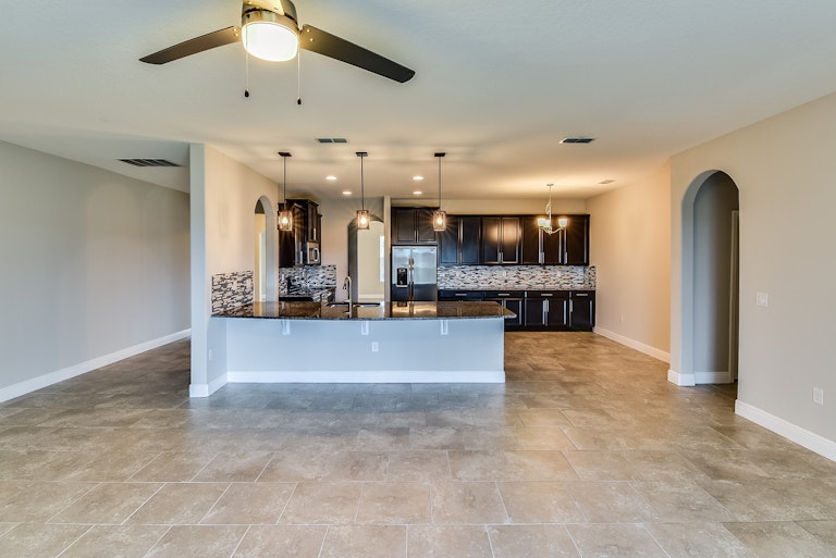 Photo 6 of 35 - 1219 Degraw Dr, Apopka, FL 32712