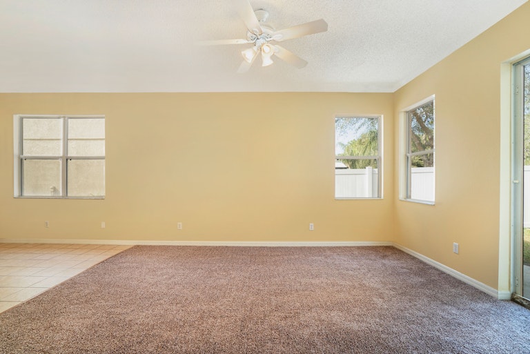 Photo 11 of 16 - 15127 Perdido Dr, Orlando, NC 32828