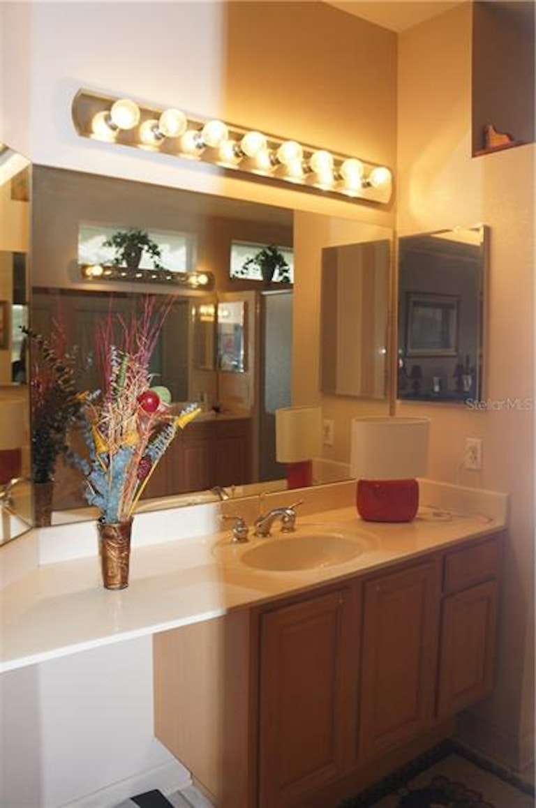 Photo 11 of 22 - 8019 Horse Ferry Rd, Orlando, FL 32835