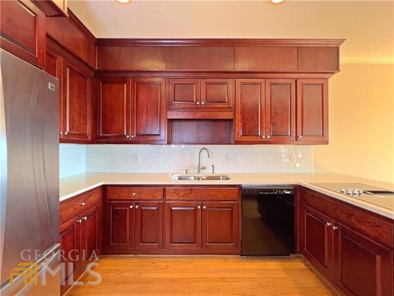 Photo 11 of 47 - 1886 Groover Rd, Marietta, GA 30062