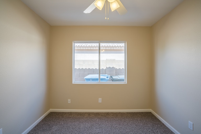 Photo 16 of 24 - 3564 W Tina Ln, Glendale, AZ 85310