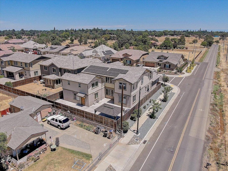 Photo 39 of 43 - 10082 Mud Hen Way, Elk Grove, CA 95757