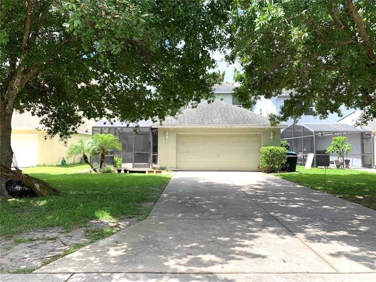 Photo 2 of 32 - 5237 Lemon Twist Ln, Windermere, FL 34786