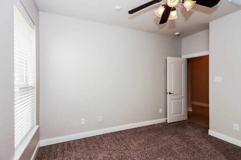 Photo 21 of 27 - 6030 Emberwood Falls Dr, Katy, TX 77494