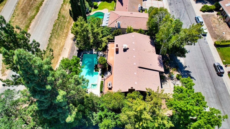 Photo 67 of 70 - 4040 Crondall Dr, Sacramento, CA 95864