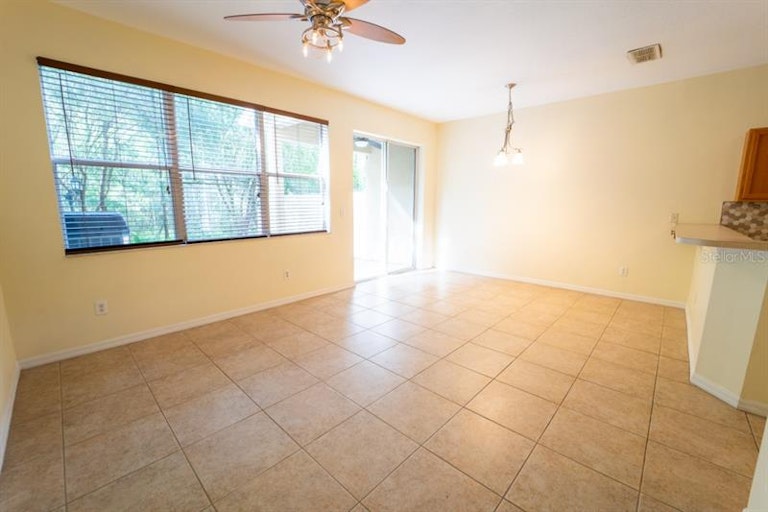 Photo 64 of 71 - 8105 Stone Leaf Ln, Tampa, FL 33647
