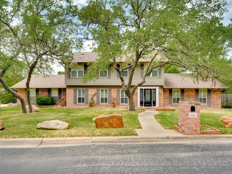 Photo 1 of 40 - 8800 Spring Lake Dr, Austin, TX 78750