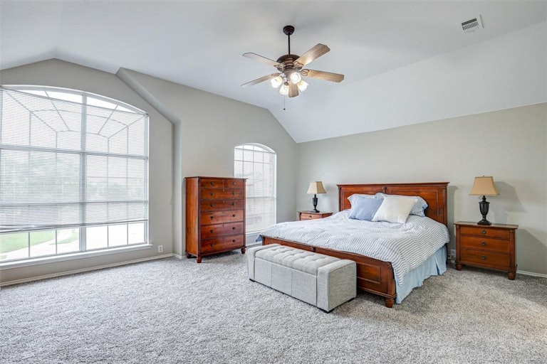 Photo 25 of 31 - 4644 Matthew Dr, Fort Worth, TX 76244