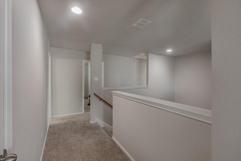 Photo 24 of 36 - 2854 Gospel Dr, Dallas, TX 75237