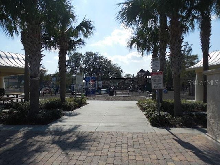Photo 24 of 24 - 803 E 2nd St, Sanford, FL 32771