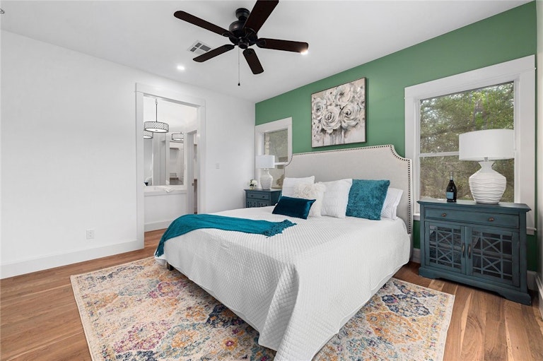 Photo 19 of 37 - 8504 Long Canyon Dr, Austin, TX 78730