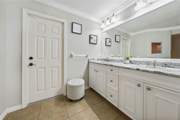 Photo 23 of 42 - 2305 Peake St, North Port, FL 34286