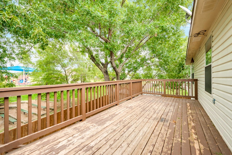 Photo 2 of 26 - 1105 Silent Star Ln, Denton, TX 76210