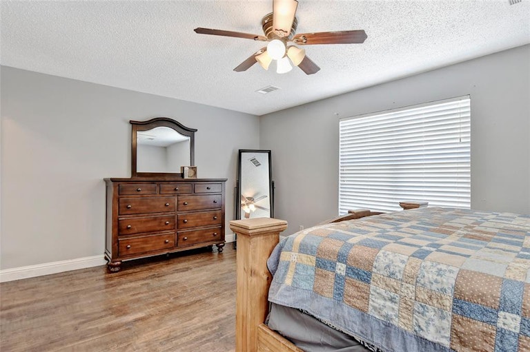 Photo 15 of 27 - 10634 County Road 58, Celina, TX 75009